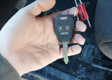 2012 Chrysler 200 Lx z USA, uszkodzony, nr VIN 1C3CCBAB2CN320089